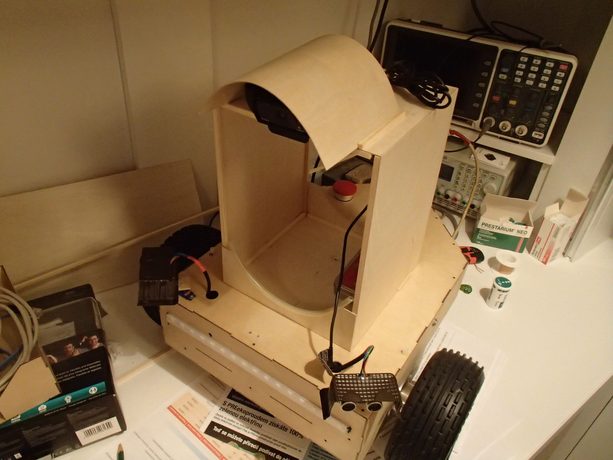 Robot ARBot verze Z na soutěži (2/6)
